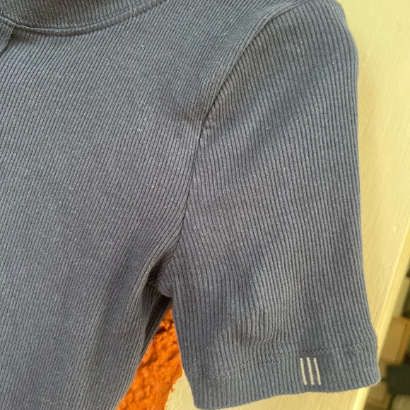 BDG Urban Outfitters Womens Size Small Harvey Henley Tee Short Sleeve Ribbed - Picture 2 of 5